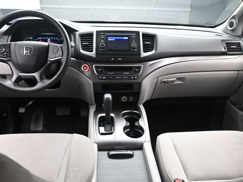 Used 2020 Honda Pilot LX image 9