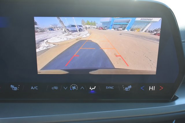 New 2026 Chevrolet Traverse LT w/ Midnight/Sport Edition image 23