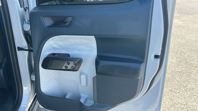 Certified 2025 Ford Maverick XLT FWD image 12