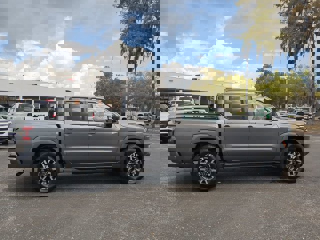 Certified 2024 Nissan Frontier SL w/ Technology Package image 3