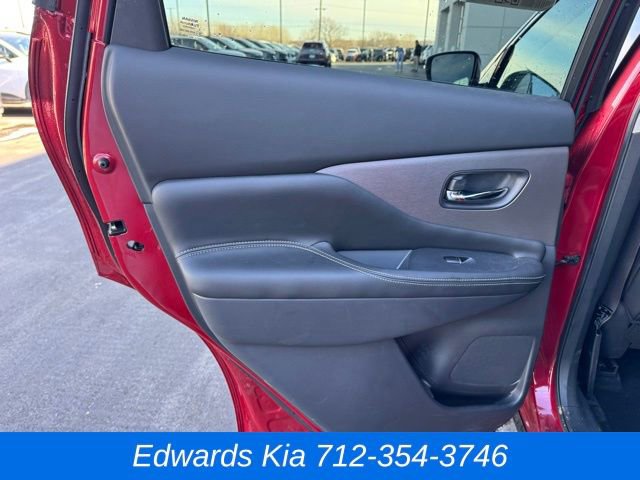 Used 2024 Nissan Murano SL image 13