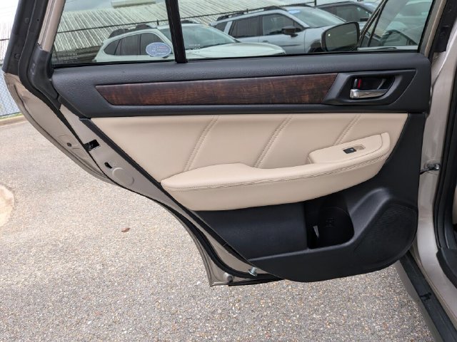 Used 2019 Subaru Outback 2.5i Limited AWD/4WD image 33