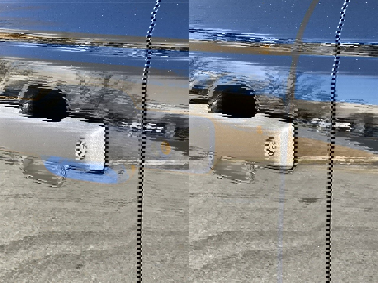 New 2025 Ford Bronco 4-Door image 24