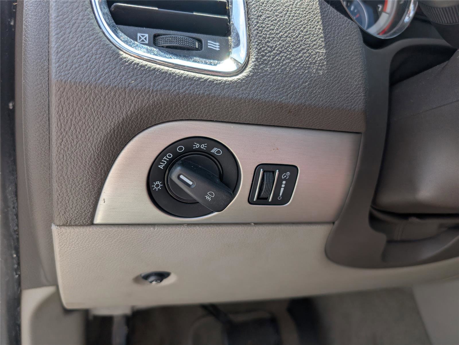 Used 2012 Dodge Durango SXT RWD image 29