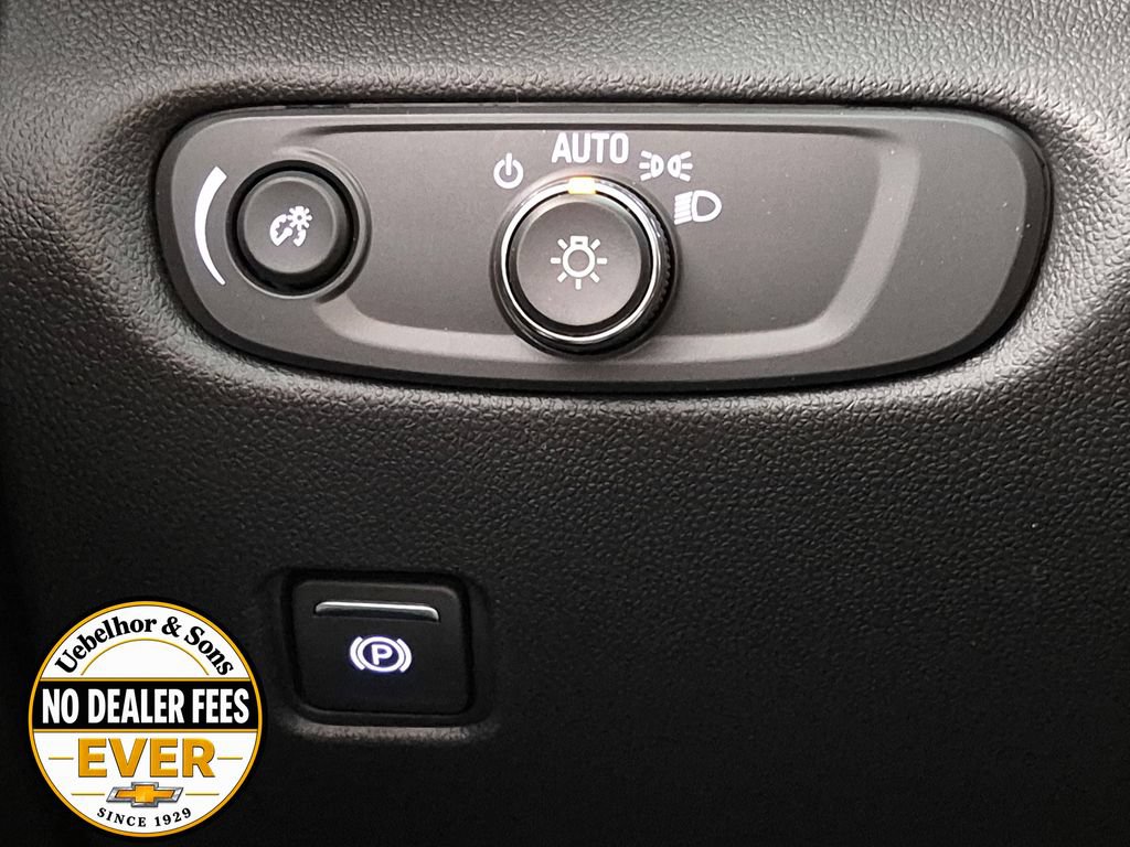 New 2026 Chevrolet Blazer LT w/ Convenience Package FWD image 18