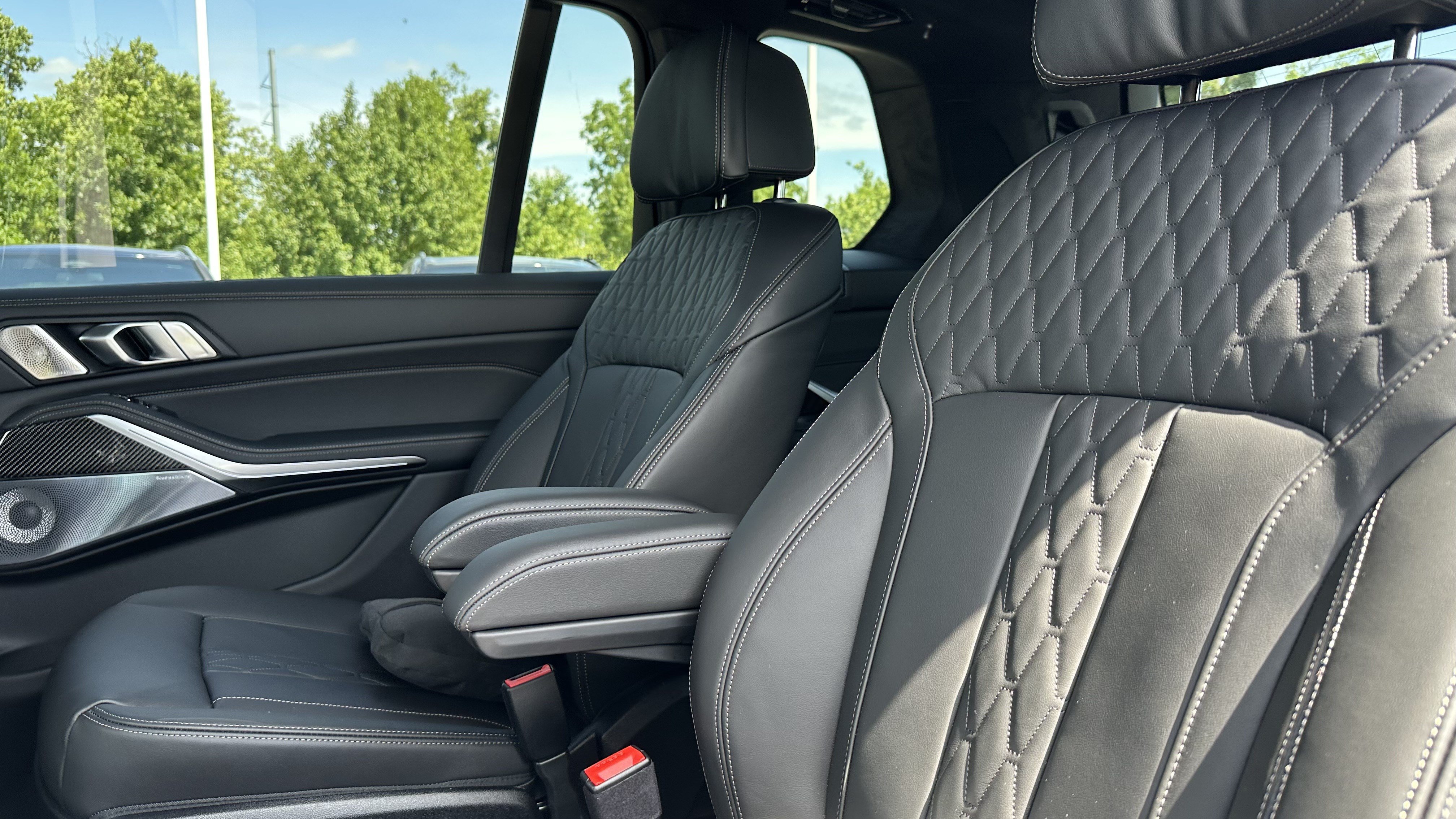 New 2027 BMW X7 M60i AWD/4WD image 30