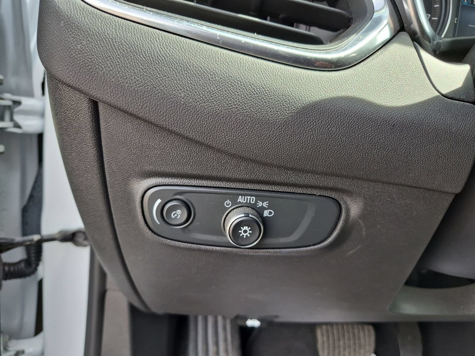 Certified 2024 Chevrolet Equinox LT AWD/4WD image 17
