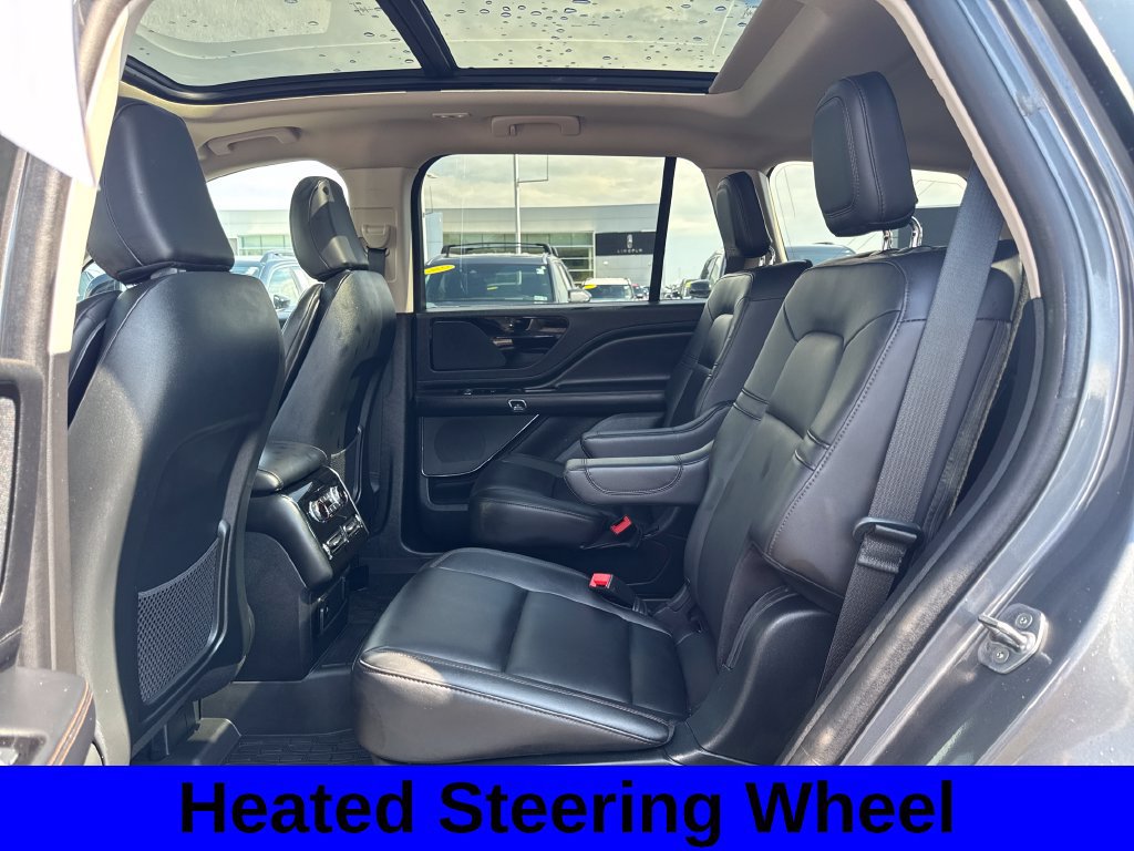 Used 2023 Lincoln Aviator AWD w/ Premium Package image 21