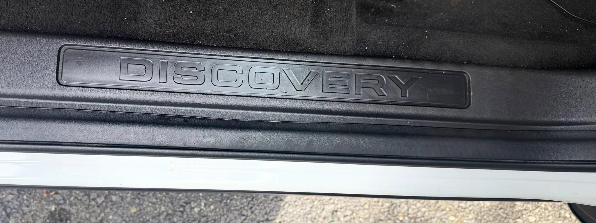 Used 2016 Land Rover Discovery Sport HSE AWD/4WD image 45