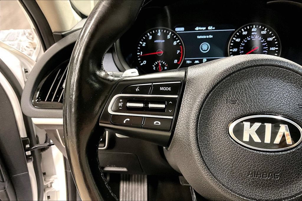 Used 2018 Kia Stinger Premium AWD/4WD image 11