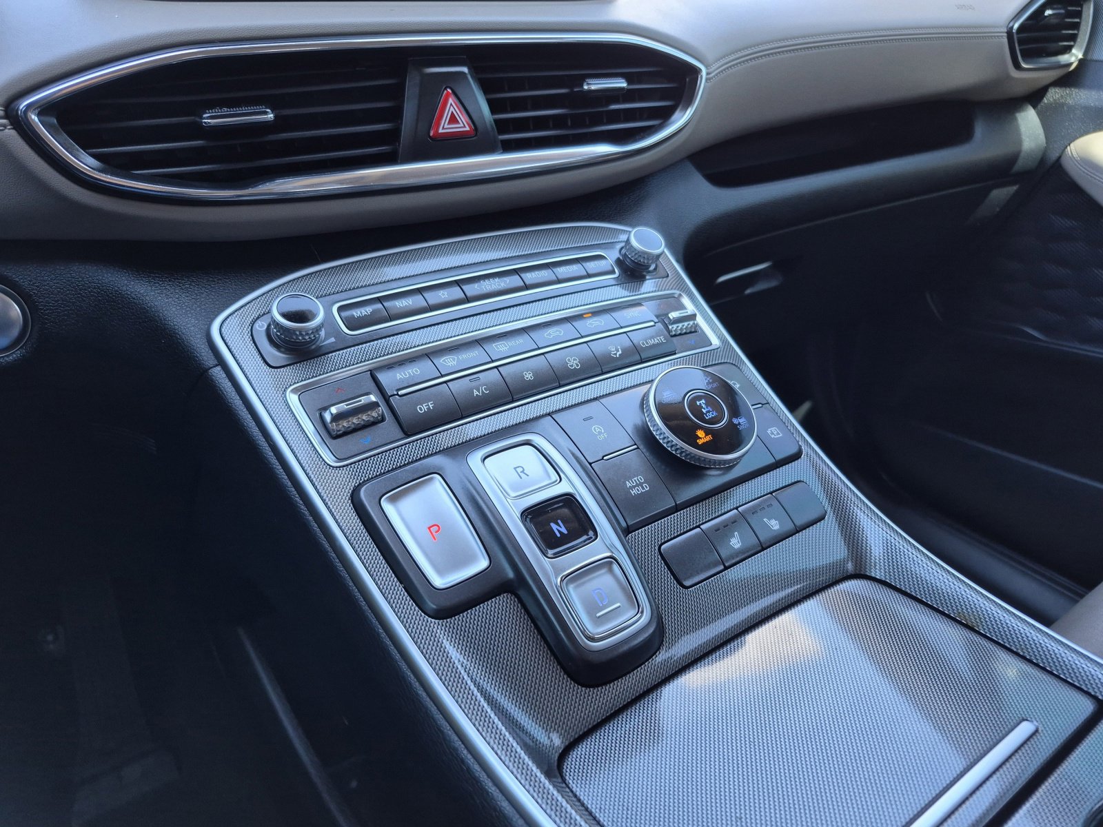 Used 2023 Hyundai Santa Fe SEL image 12