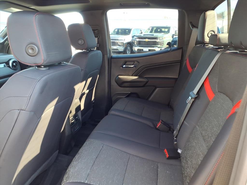 Used 2025 Chevrolet Colorado Z71 w/ Technology Package image 19