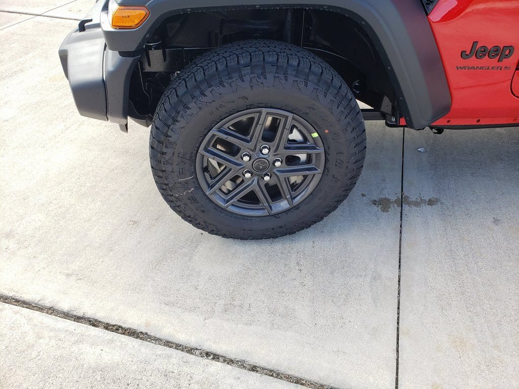 New 2026 Jeep Wrangler Sport AWD/4WD image 9