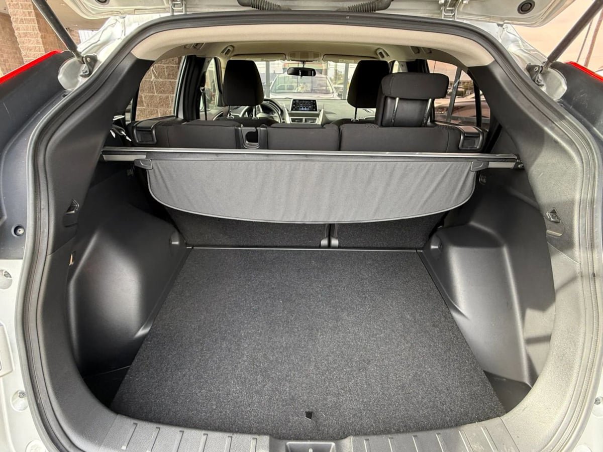 Used 2018 Mitsubishi Eclipse Cross LE AWD/4WD image 31