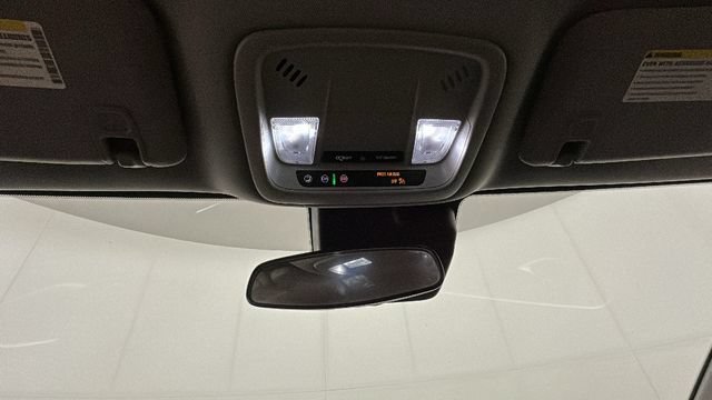 Used 2023 Chevrolet Malibu LT FWD image 25