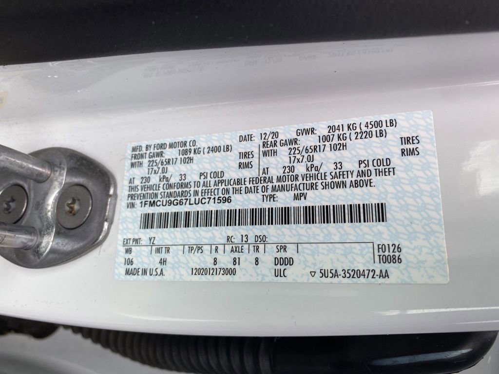 Used 2020 Ford Escape SE image 25