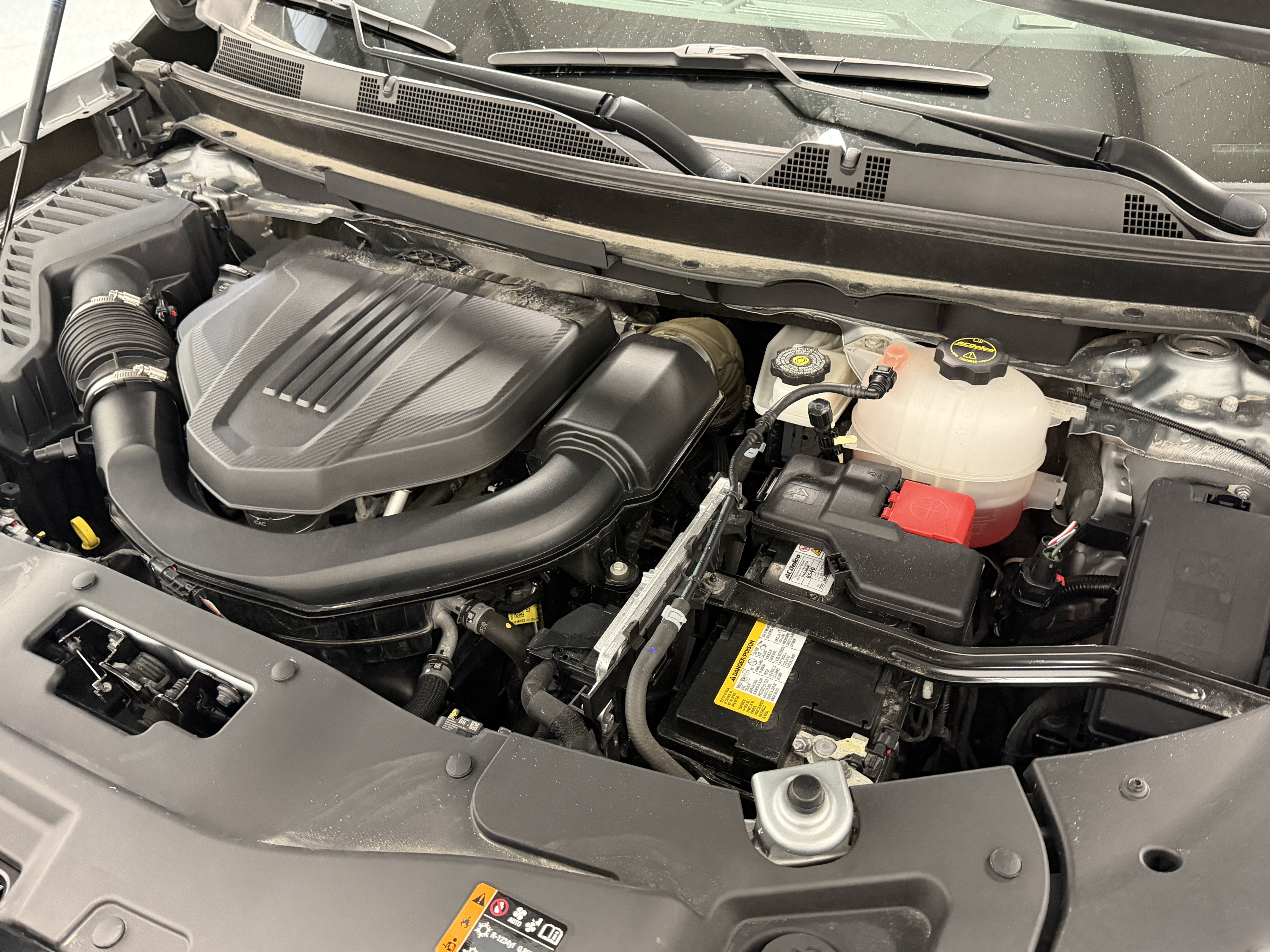 Used 2024 Chevrolet Traverse Z71 w/ LPO, Floor Liner Package AWD/4WD image 29