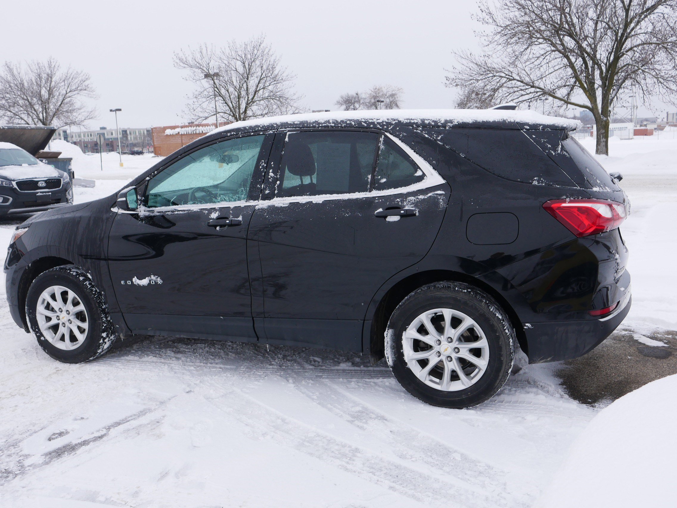 Used 2019 Chevrolet Equinox LT image 3