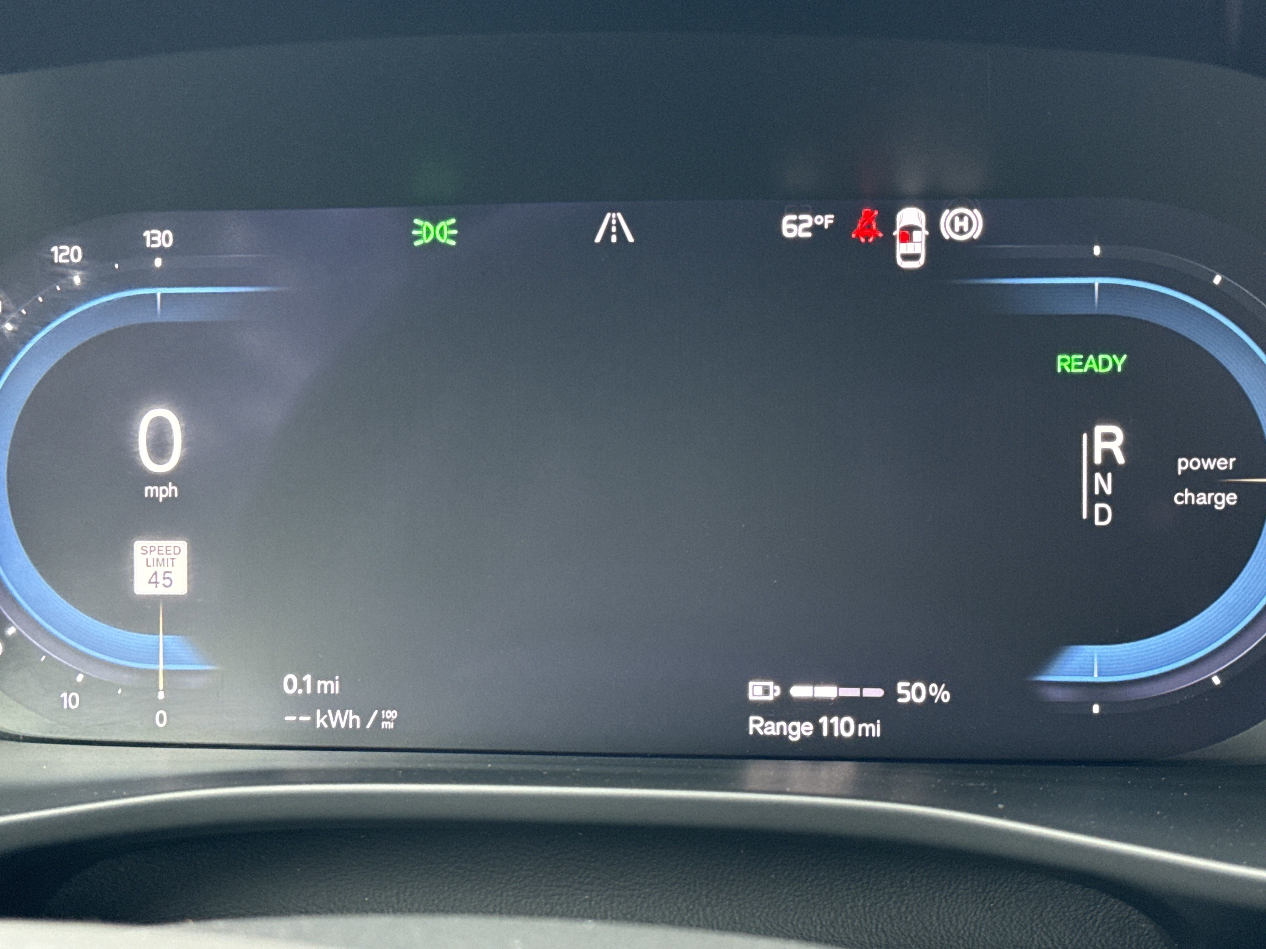 Used 2023 Volvo XC40 Recharge Core image 20