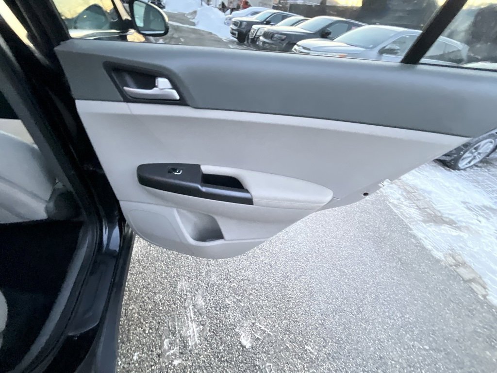 Used 2019 Kia Sportage LX w/ LX Popular Package image 29