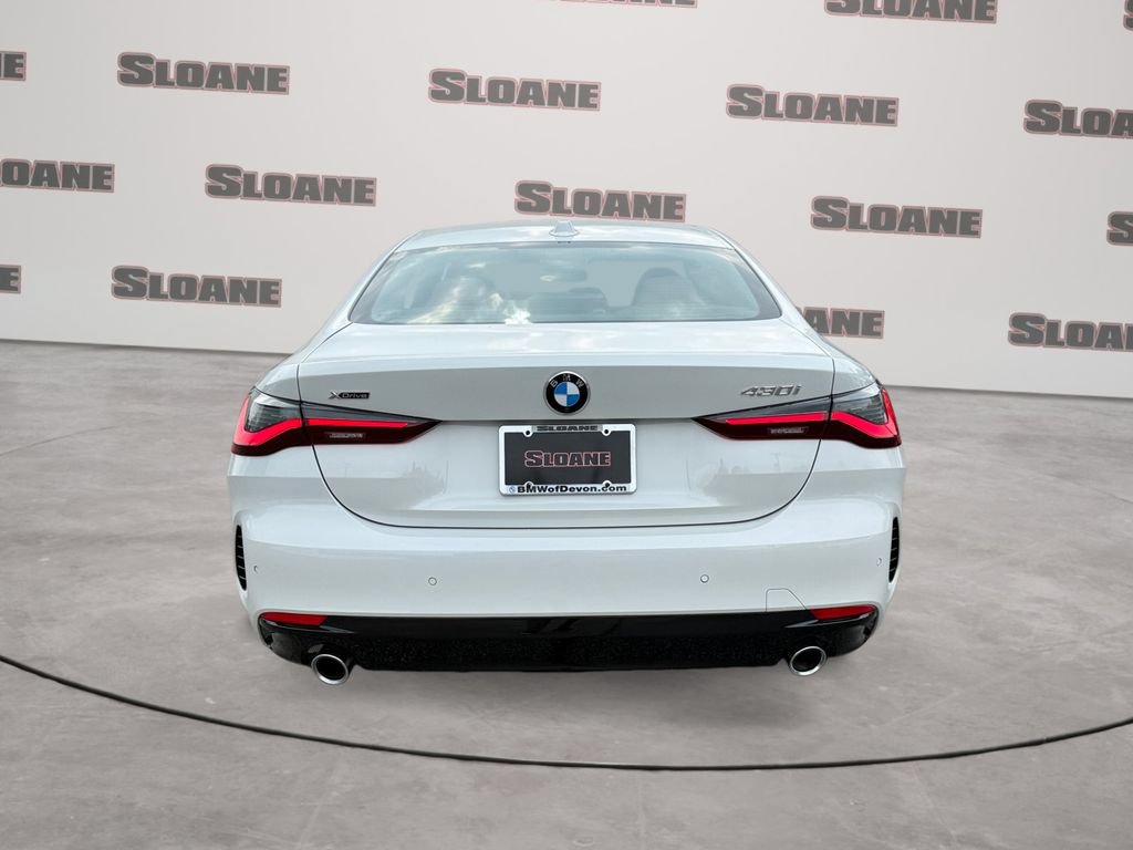 Used 2026 BMW 430i xDrive Coupe w/ Premium Package AWD/4WD image 4