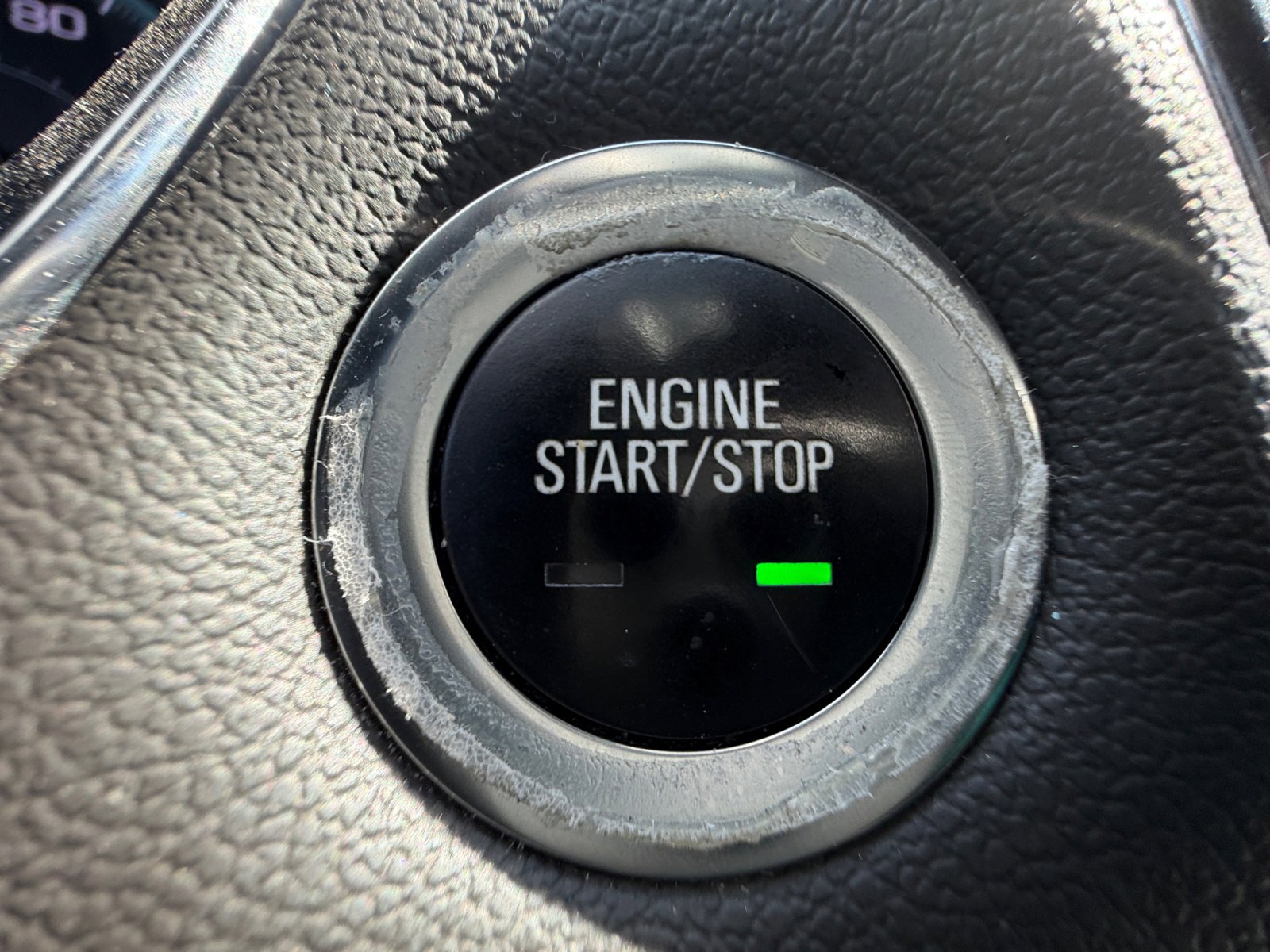 Used 2023 Chevrolet Traverse LT image 25