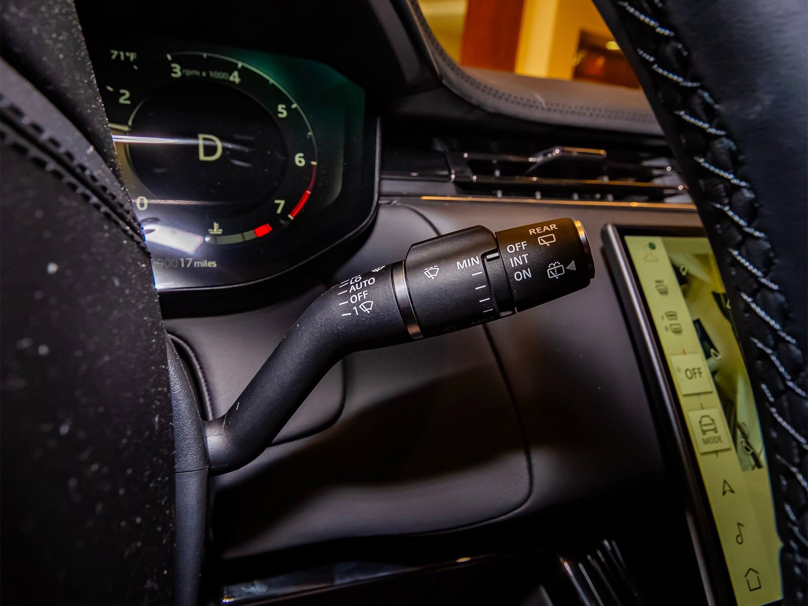 New 2025 Land Rover Range Rover Sport SE image 14