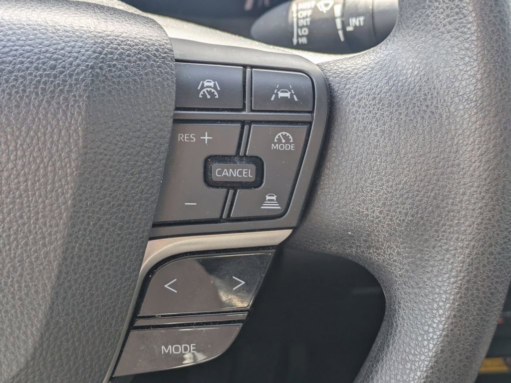 Used 2025 Toyota Camry LE FWD image 25