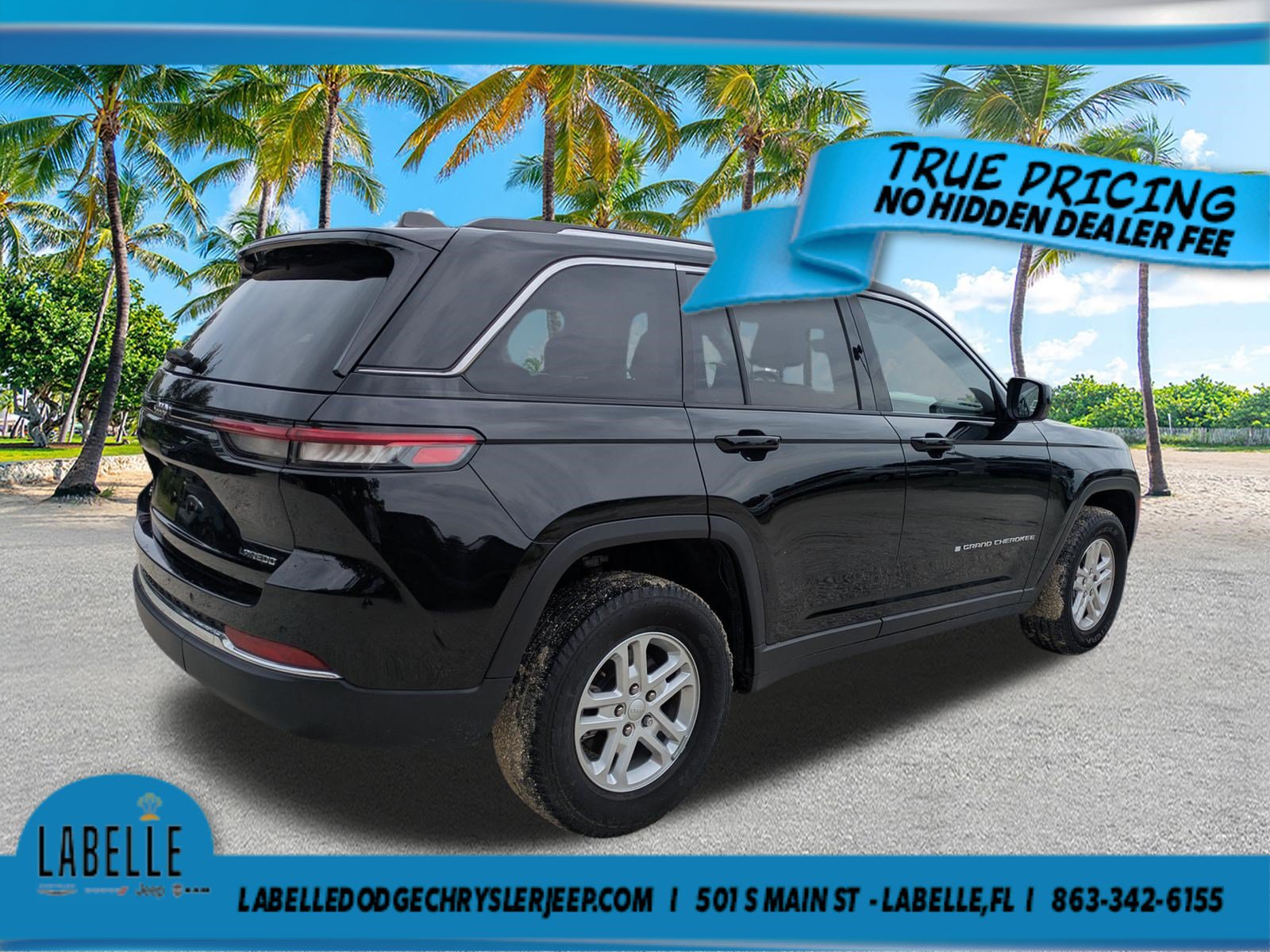 Used 2023 Jeep Grand Cherokee Laredo AWD/4WD image 4