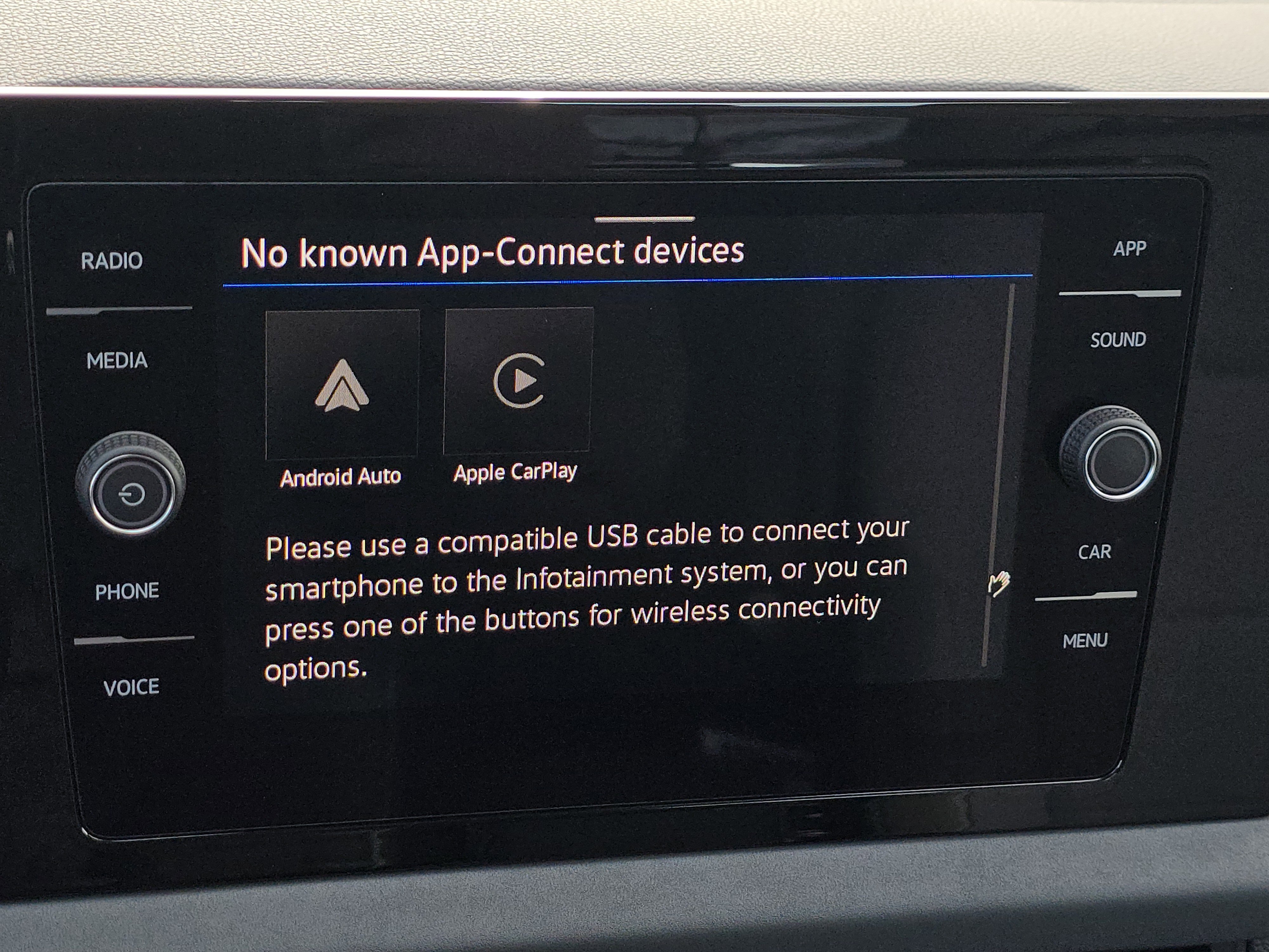 New 2026 Volkswagen Jetta SE image 10