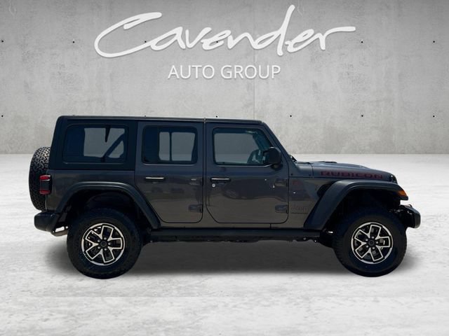 Used 2025 Jeep Wrangler Unlimited Rubicon AWD/4WD image 17