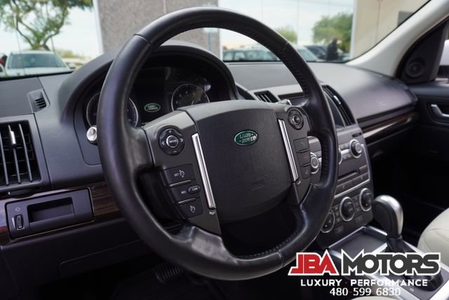 Used 2015 Land Rover LR2 HSE LUX image 67
