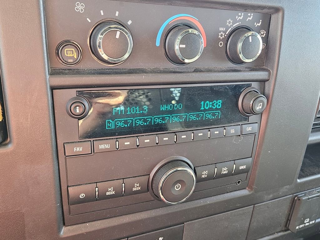 Used 2023 GMC Savana 2500 w/ Driver Convenience Package image 19