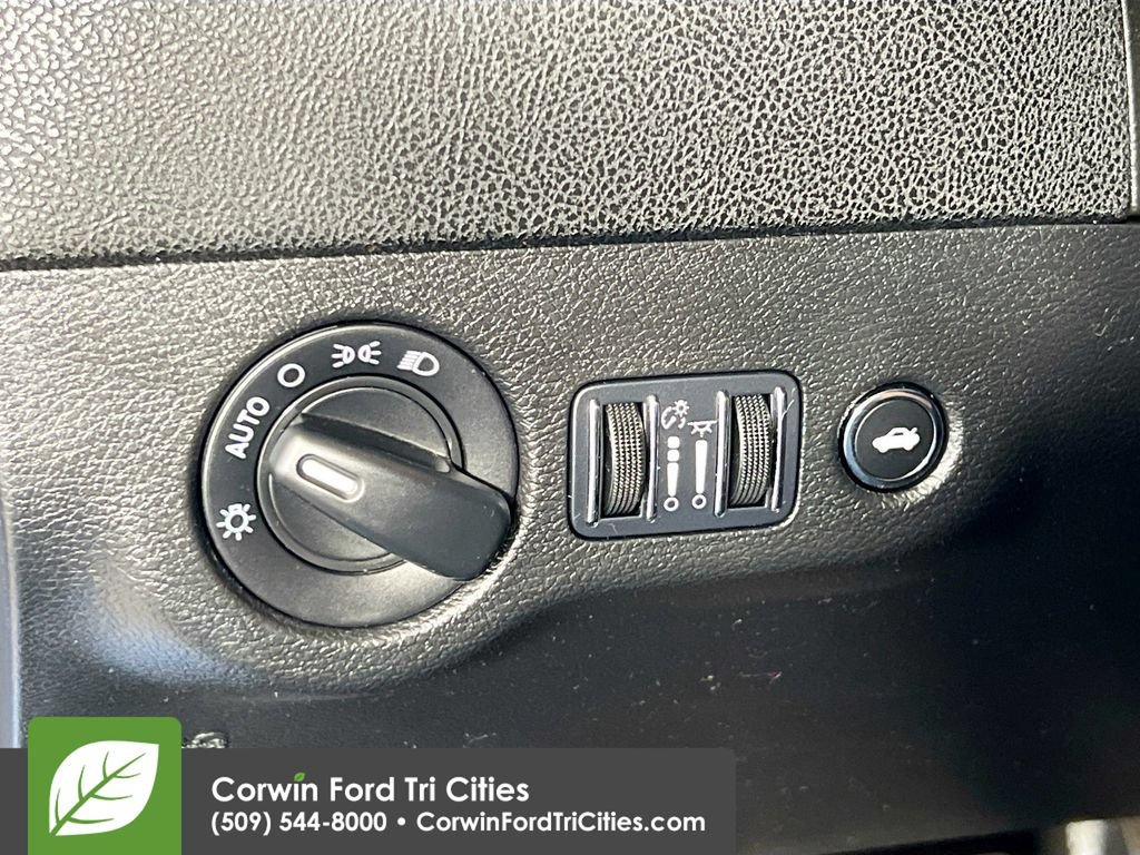 Used 2023 Dodge Charger SXT RWD image 19