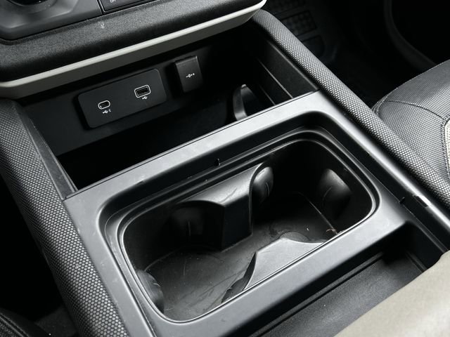 Used 2022 Land Rover Defender 110 X-Dynamic SE AWD/4WD image 23