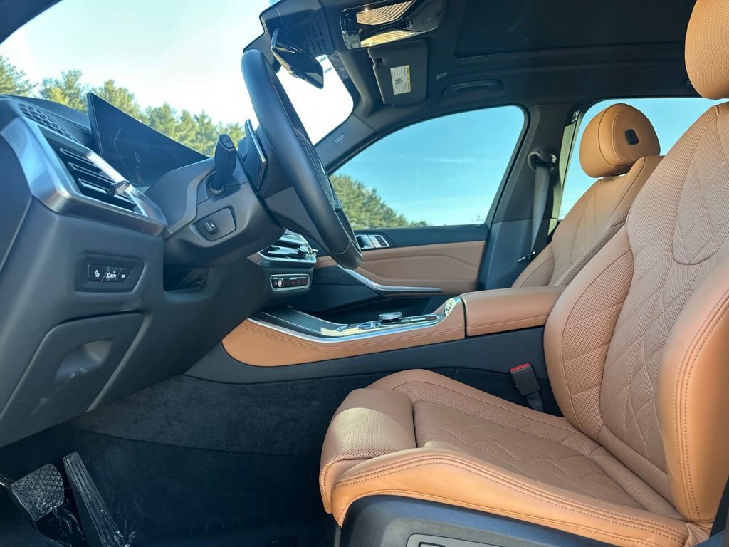 Certified 2024 BMW X5 xDrive40i w/ Premium Package image 15