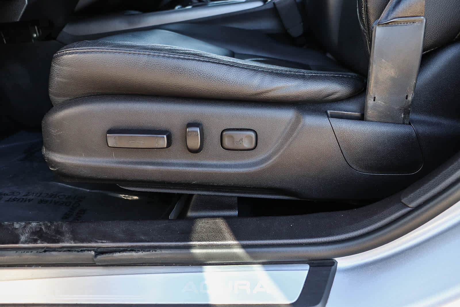 Used 2015 Acura RDX AWD w/ Technology Package image 28