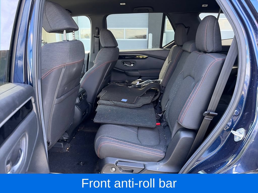 Used 2025 Honda Pilot Sport image 25