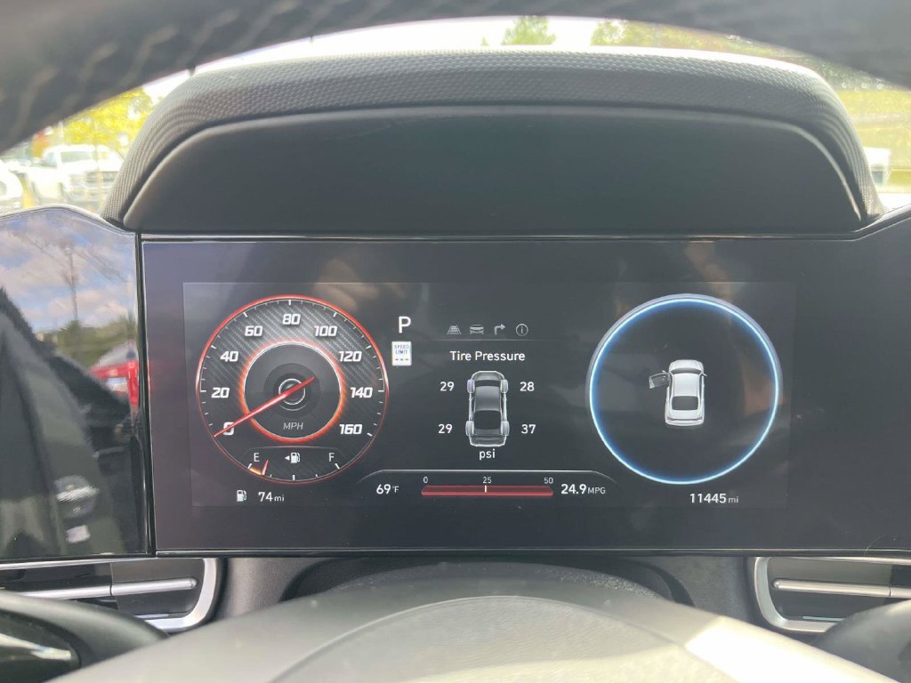 Certified 2025 Hyundai Elantra SEL FWD image 52