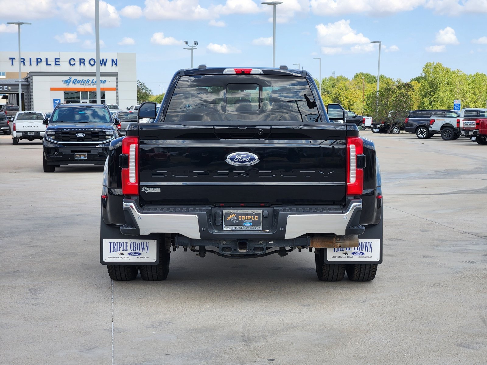 Certified 2024 Ford F350 Lariat w/ Lariat Ultimate Package AWD/4WD image 8