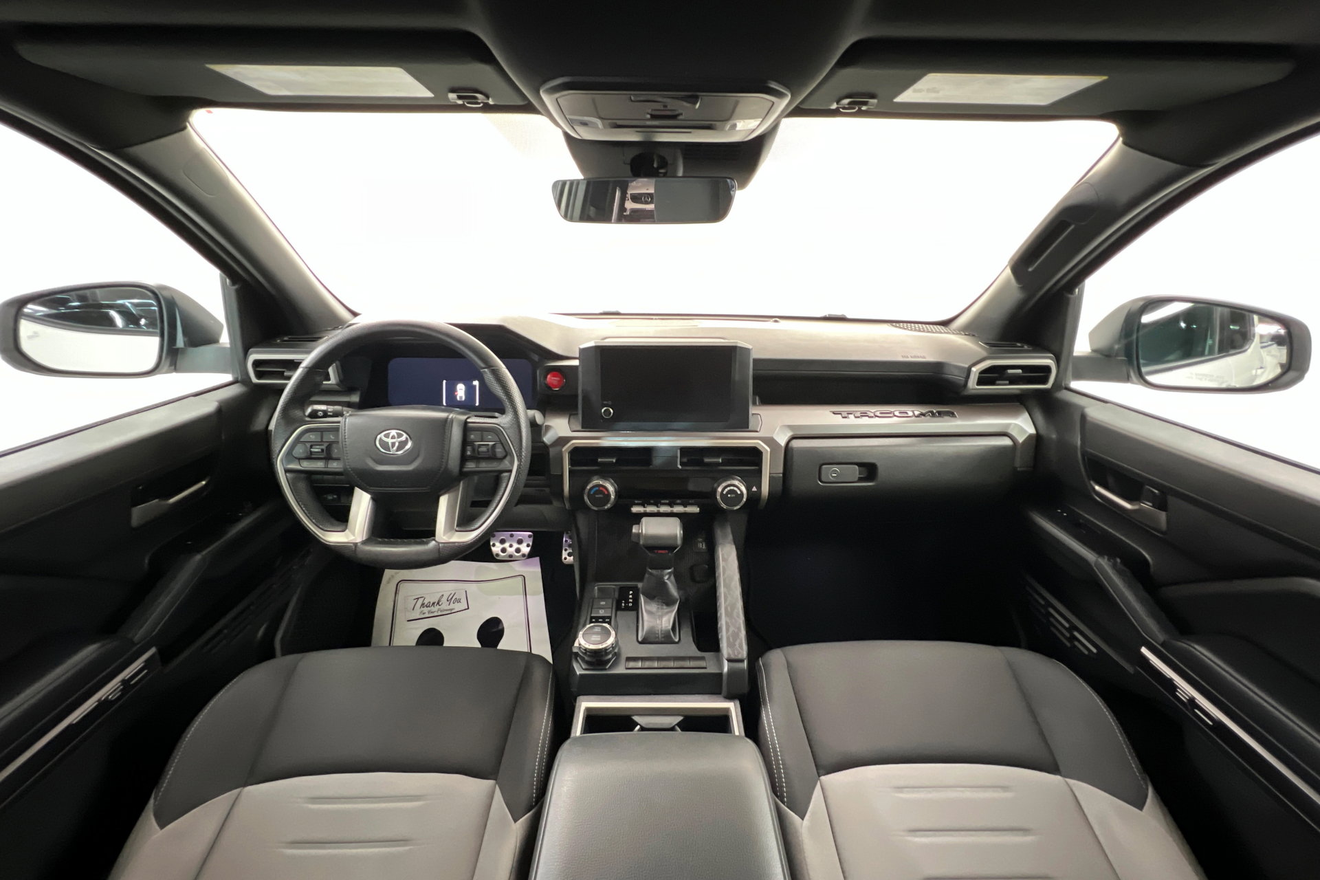 Used 2024 Toyota Tacoma TRD Sport image 9