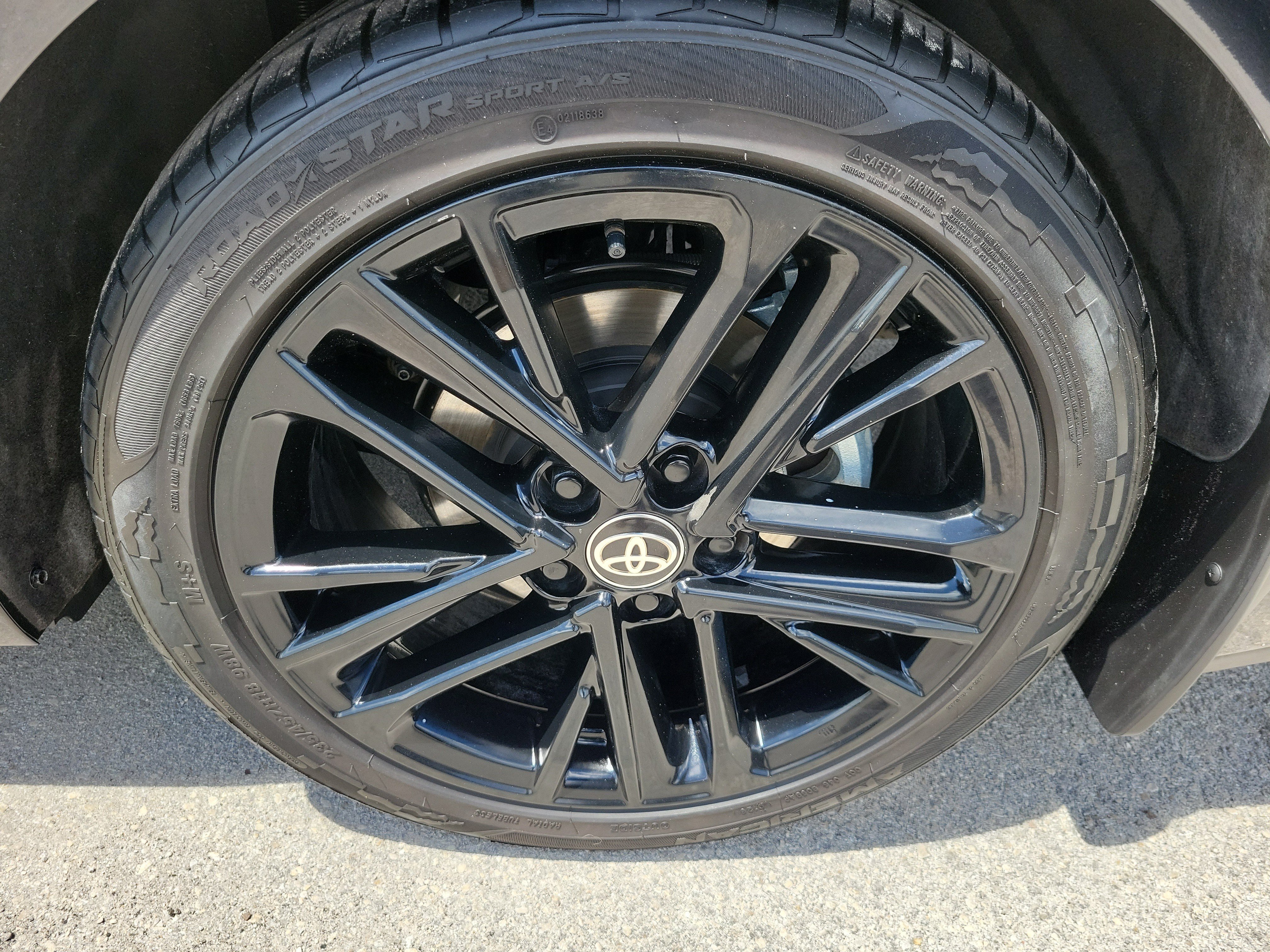 Used 2026 Toyota Camry SE FWD image 28