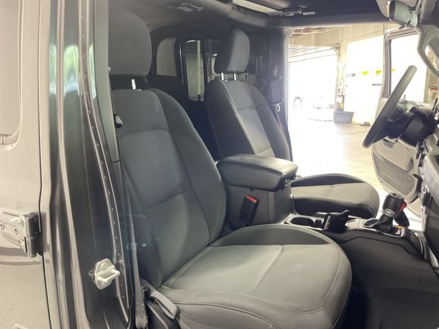 Used 2023 Jeep Gladiator Sport AWD/4WD image 27