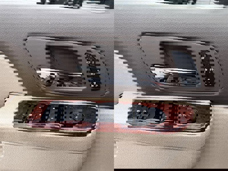 Used 2011 Chevrolet Tahoe LTZ image 37