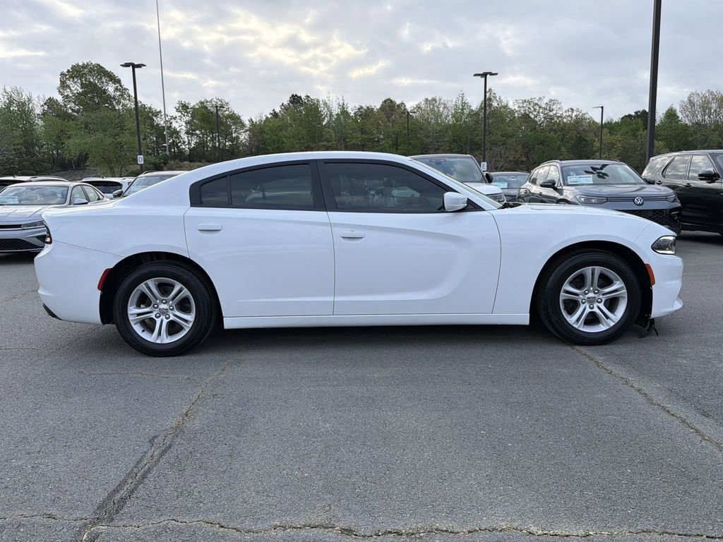 Used 2018 Dodge Charger SXT image 6
