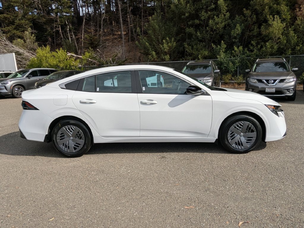 New 2027 Nissan Sentra SV FWD image 4