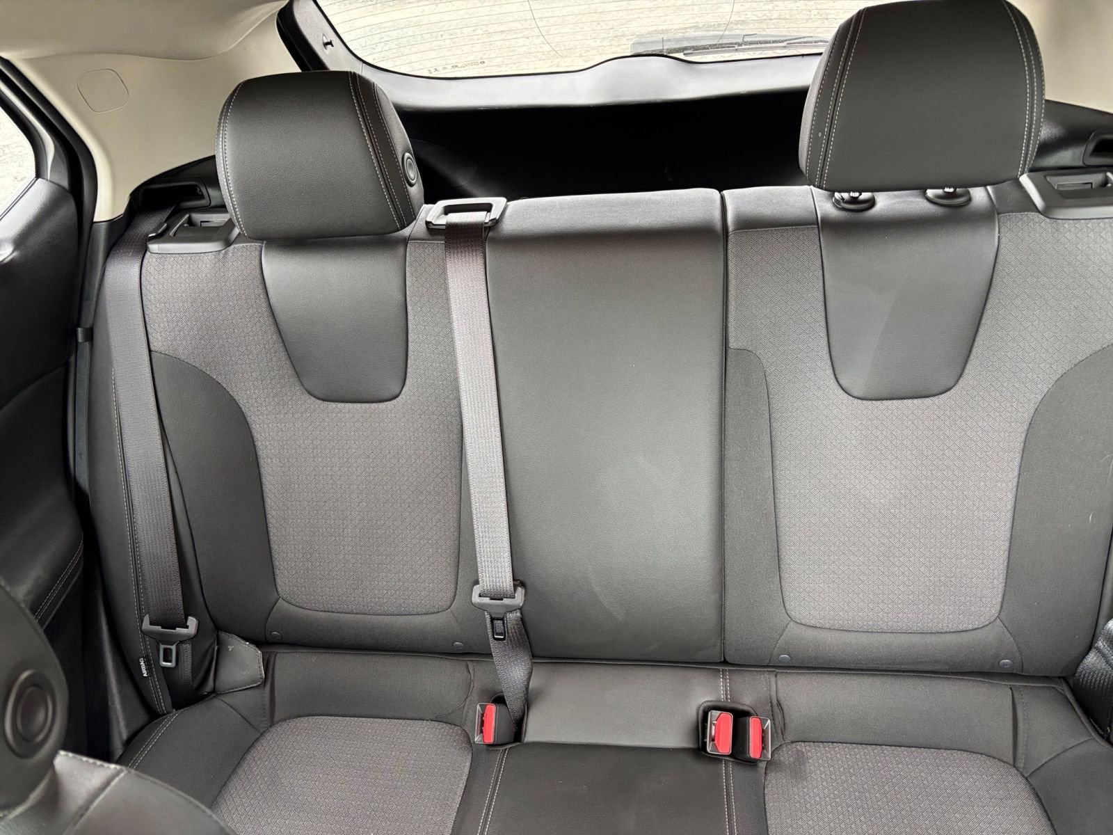 Used 2025 Buick Encore GX Preferred FWD image 34