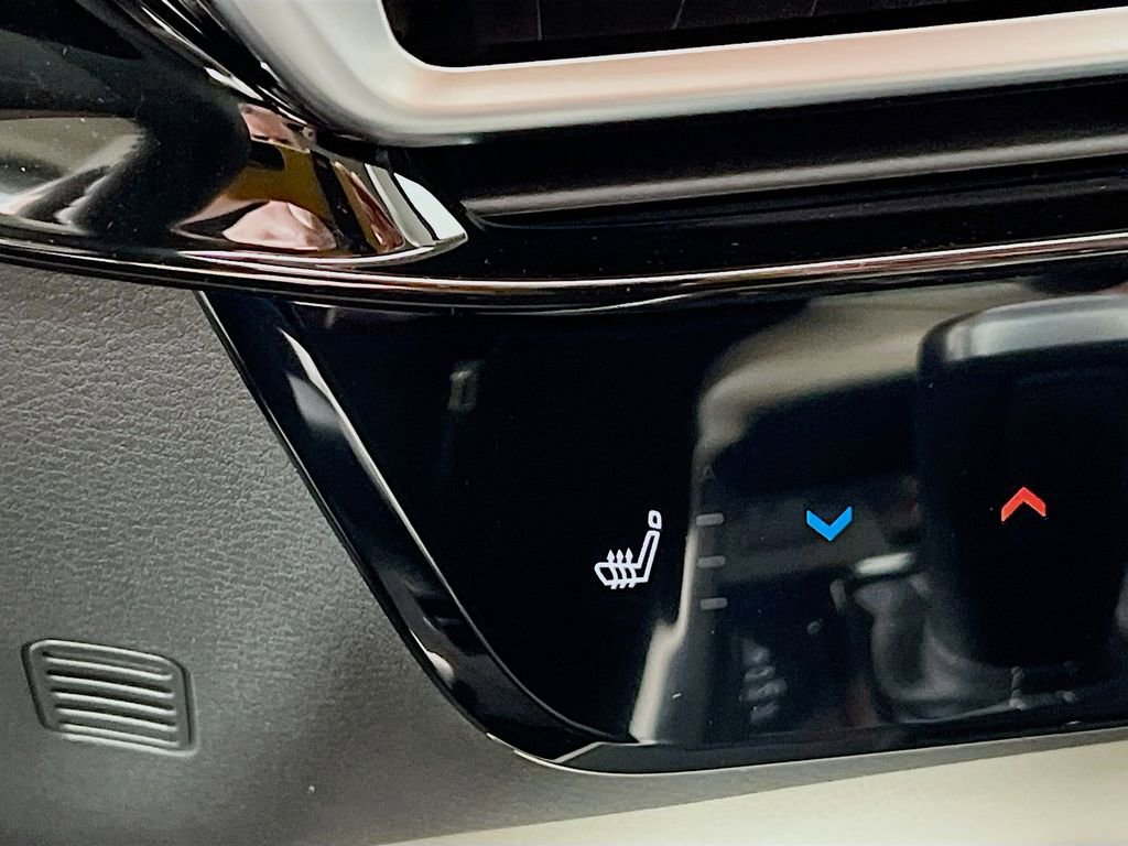 New 2026 Nissan Sentra SL FWD image 19