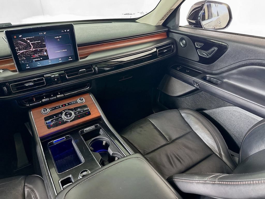Used 2022 Lincoln Aviator Reserve AWD/4WD image 24