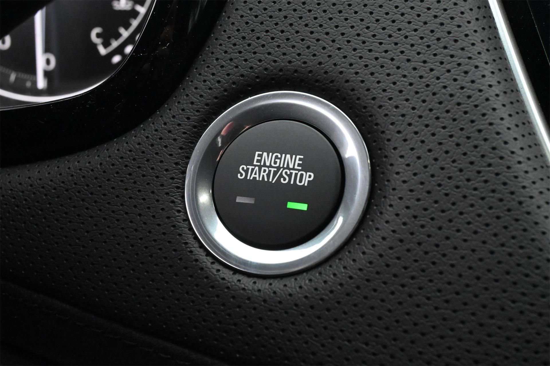 New 2026 Cadillac XT5 Luxury w/ LPO, Floor Liner Package image 15